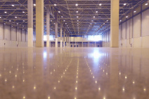 Полы для склада: выбор, преимущества и особенности